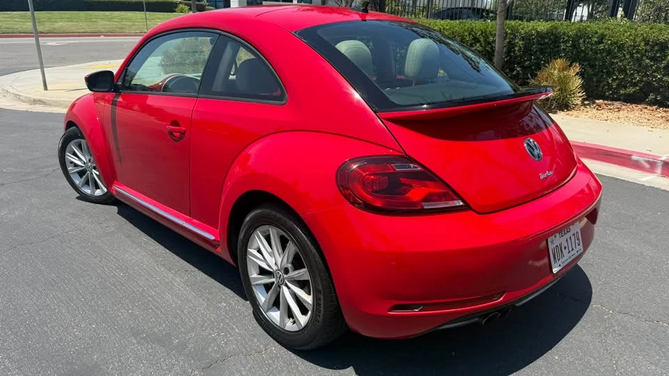 2017 Volkswagen A5 Beetle - Image 4 of 12
