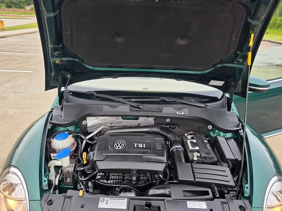 2017 Volkswagen A5 Beetle - Image 11 of 17