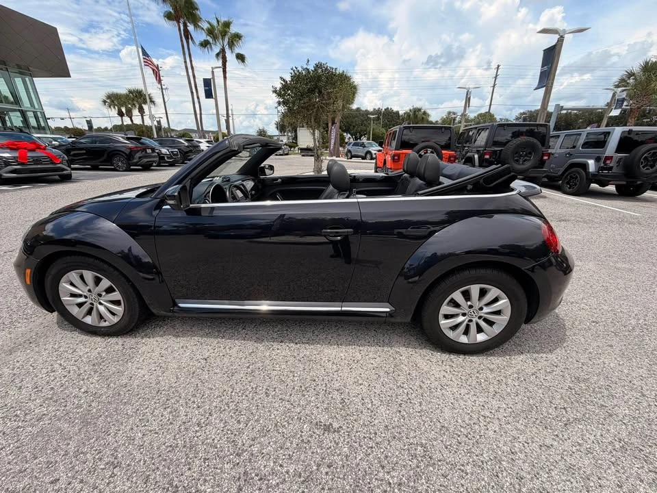 2017 Volkswagen A5 Beetle - Image 12 of 14