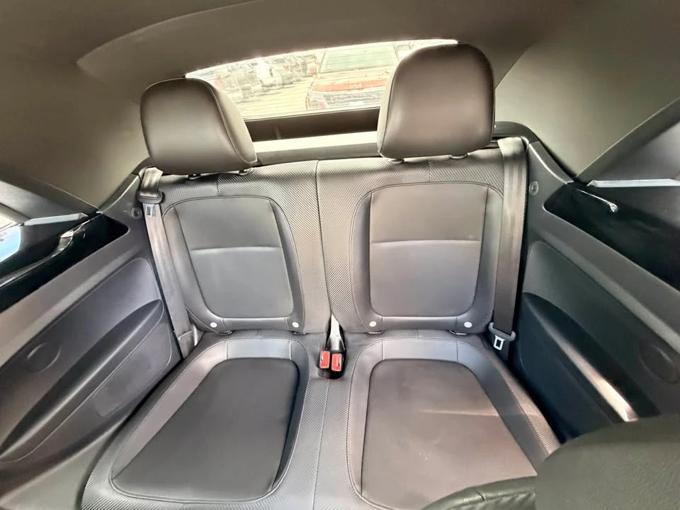 2017 Volkswagen A5 Beetle - Image 8 of 14