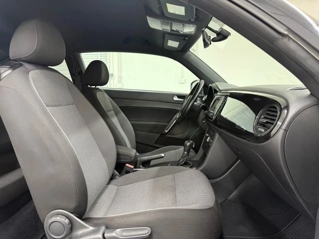 2017 Volkswagen A5 Beetle - Image 10 of 12