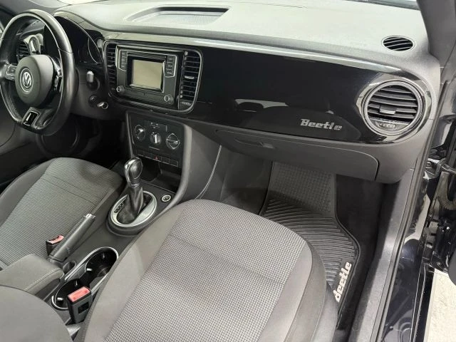 2017 Volkswagen A5 Beetle - Image 9 of 12