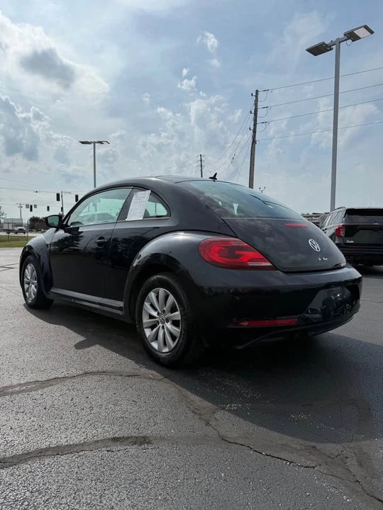2017 Volkswagen A5 Beetle - Image 3 of 16