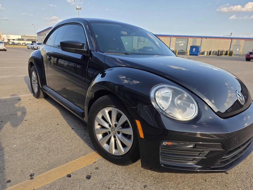 2017 Volkswagen A5 Beetle - Image 8 of 17