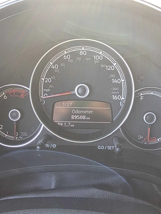 2017 Volkswagen A5 Beetle - Image 11 of 17