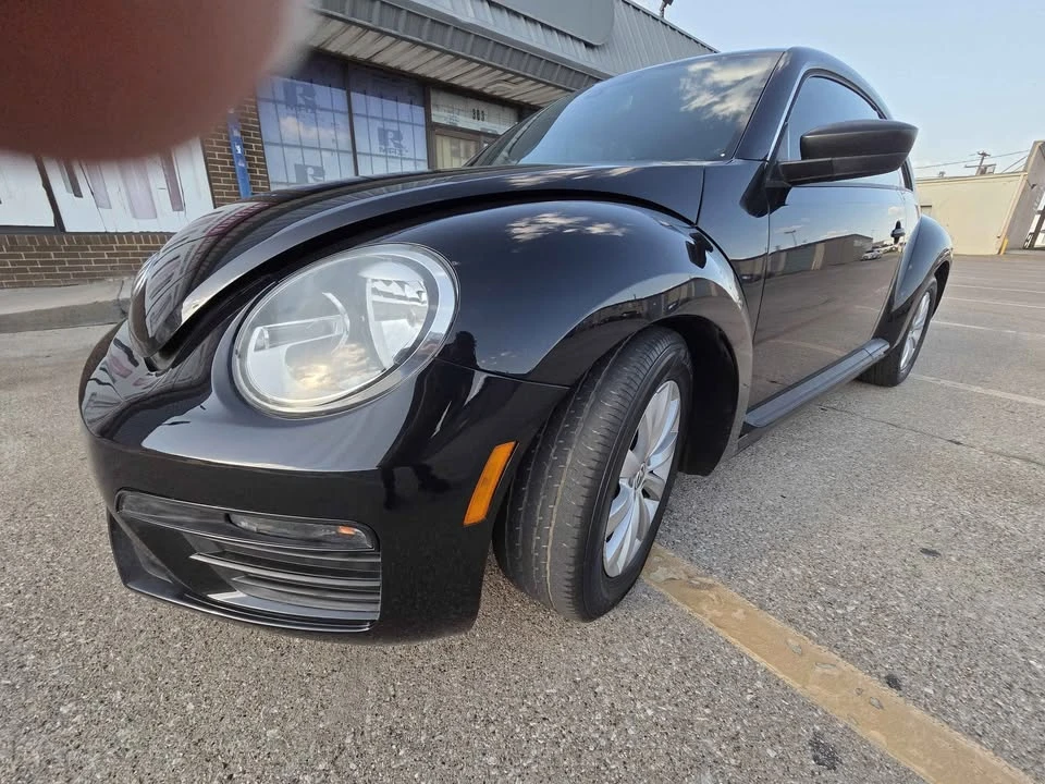 2017 Volkswagen A5 Beetle - Image 2 of 17