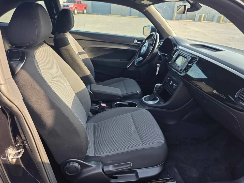 2017 Volkswagen A5 Beetle - Image 16 of 17