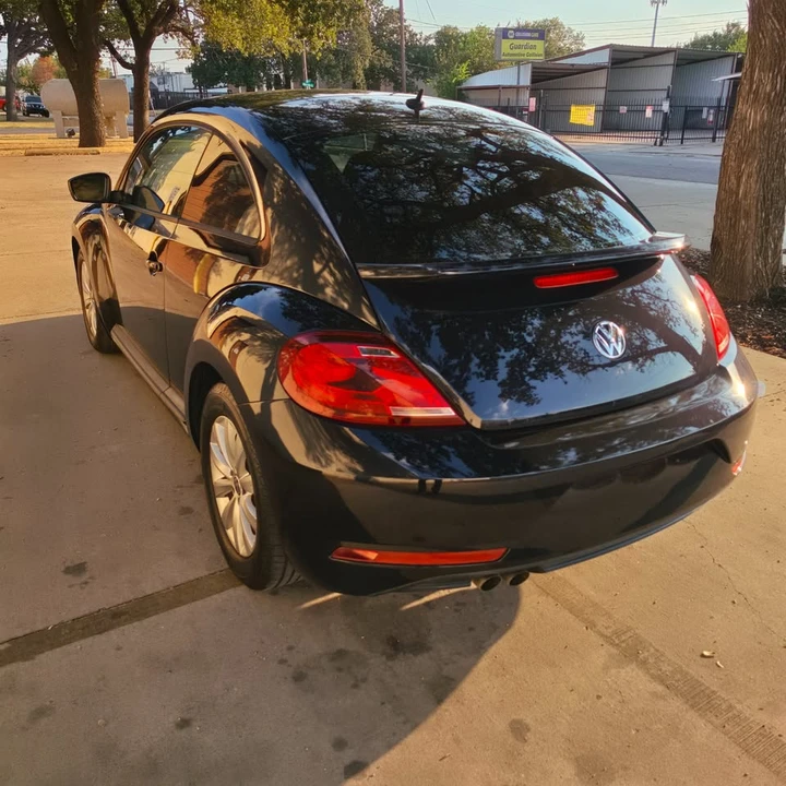 2017 Volkswagen A5 Beetle - Image 7 of 18