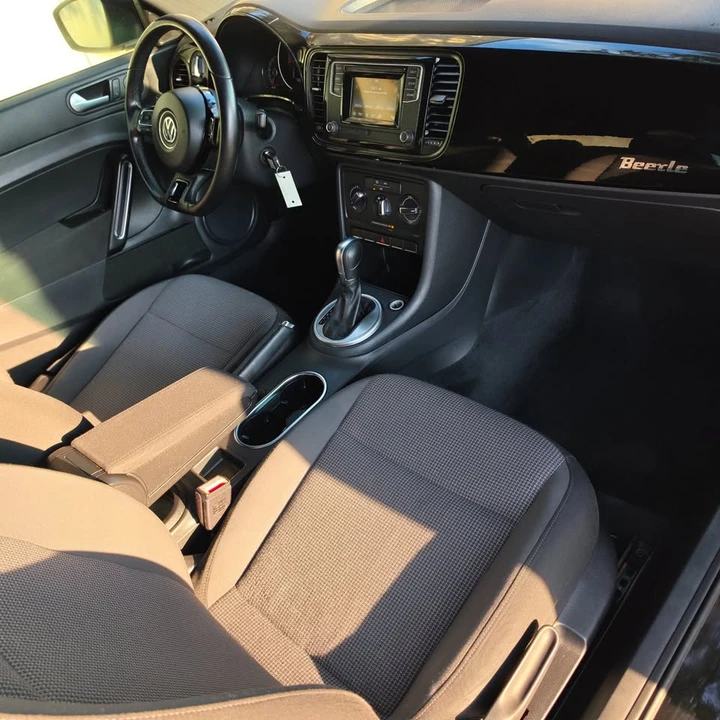 2017 Volkswagen A5 Beetle - Image 16 of 18