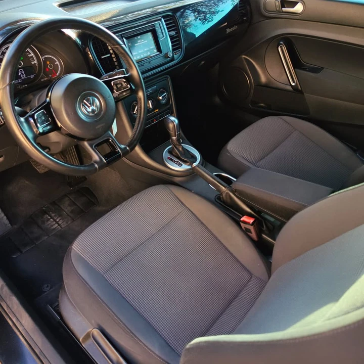 2017 Volkswagen A5 Beetle - Image 3 of 18