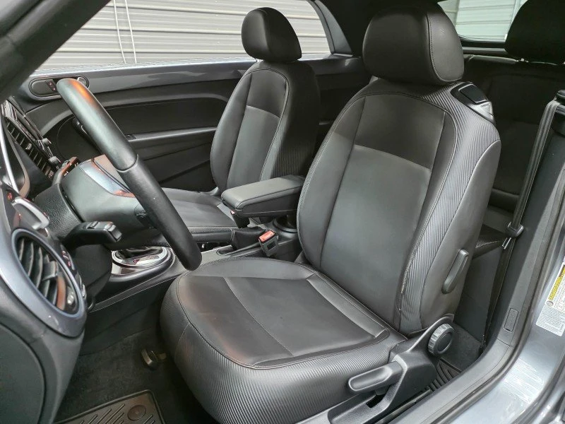 2017 Volkswagen A5 Beetle - Image 17 of 19