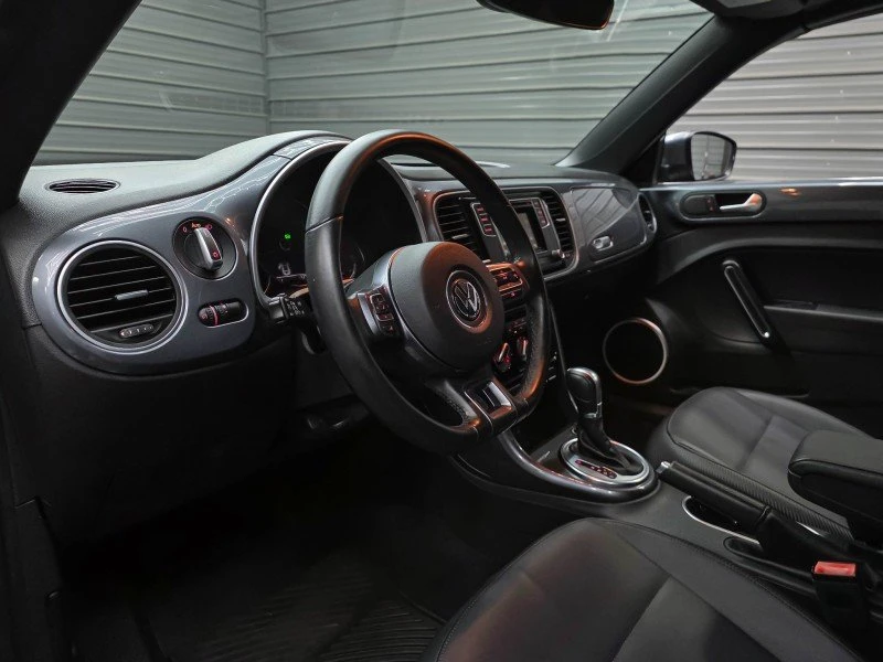 2017 Volkswagen A5 Beetle - Image 13 of 19