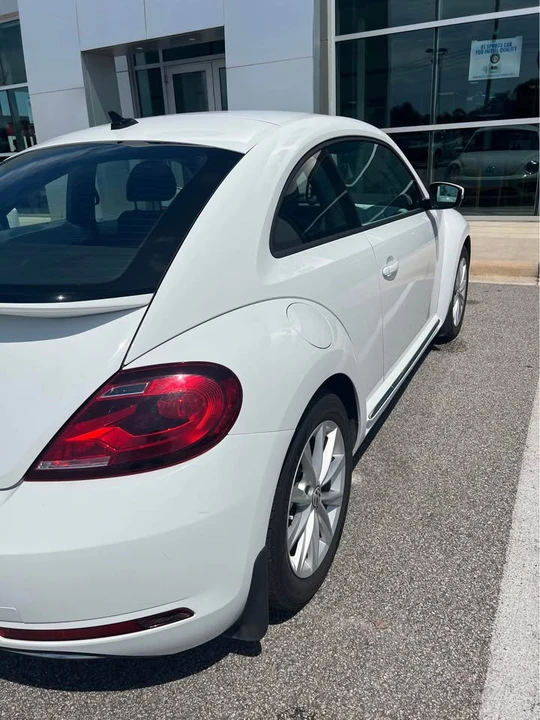 2017 Volkswagen A5 Beetle - Image 4 of 6