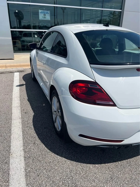 2017 Volkswagen A5 Beetle - Image 3 of 6