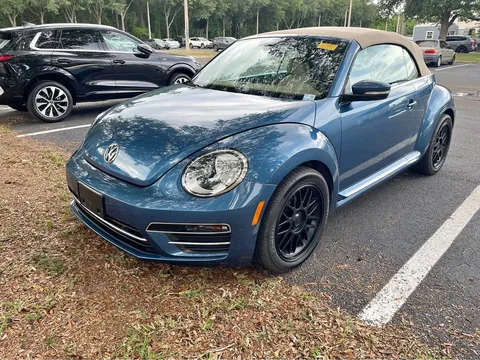 2017 Volkswagen Beetle 1.8T SEL Convertible 2D