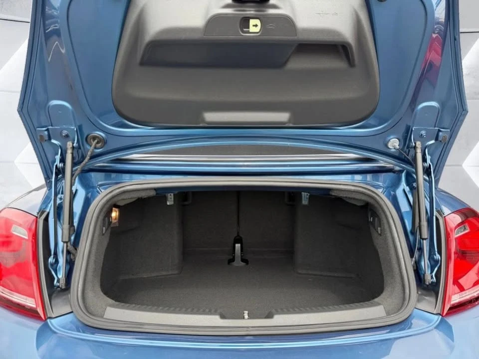 2017 Volkswagen A5 Beetle - Image 18 of 20
