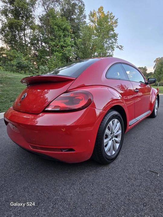 2017 Volkswagen A5 Beetle - Image 5 of 19