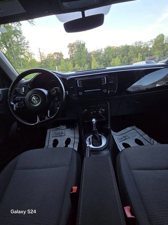2017 Volkswagen A5 Beetle - Image 12 of 19