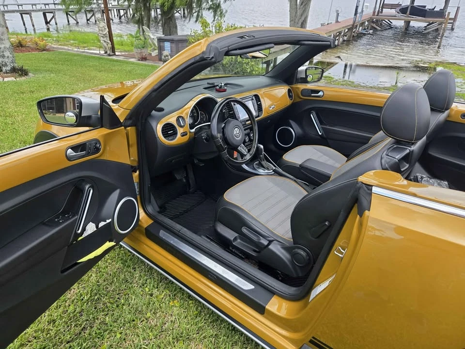 2017 Volkswagen A5 Beetle - Image 17 of 20