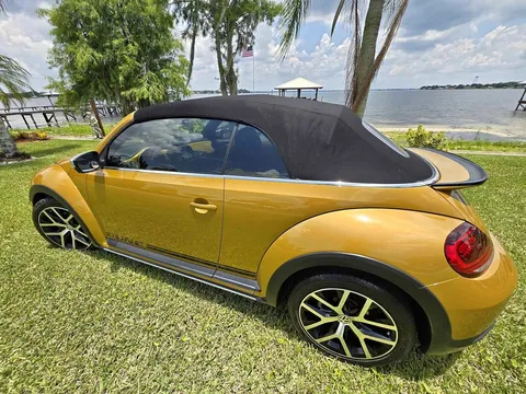 2017 Volkswagen Beetle 2.0T Dune Convertible 2D