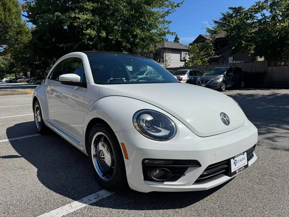 2017 Volkswagen A5 Beetle - Image 3 of 16