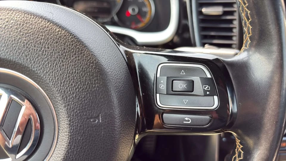 2017 Volkswagen A5 Beetle - Image 17 of 20