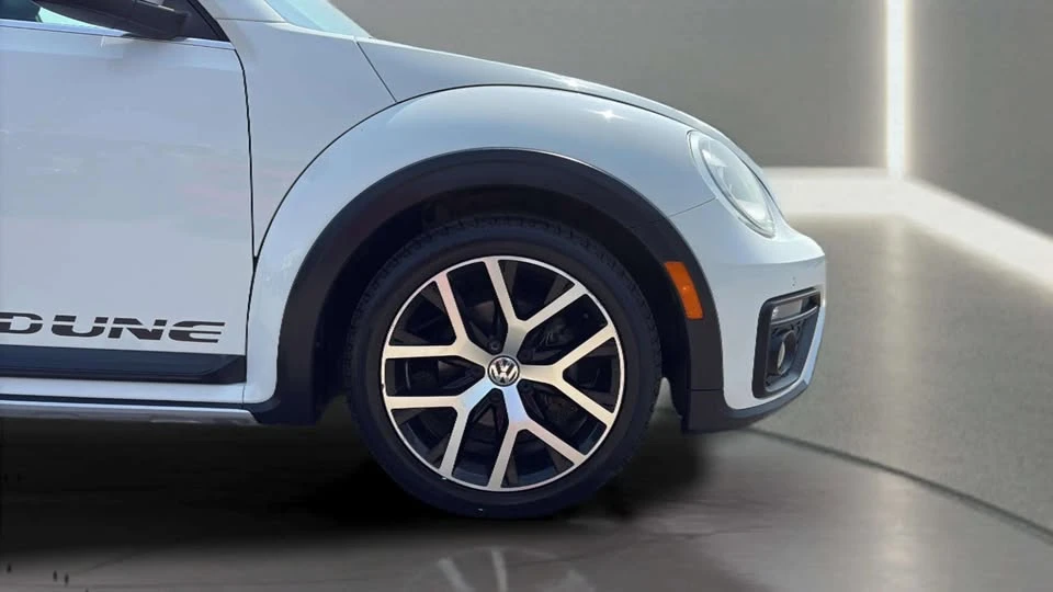 2017 Volkswagen A5 Beetle - Image 10 of 20