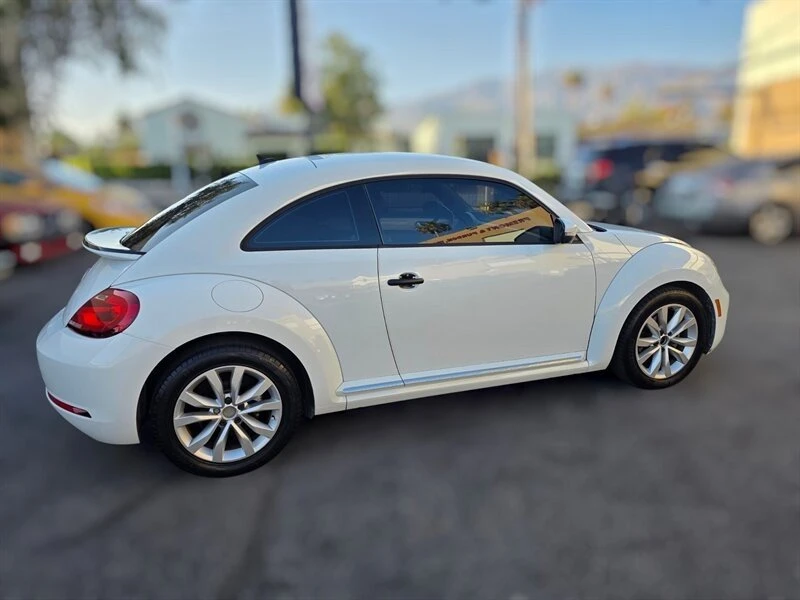 2017 Volkswagen A5 Beetle - Image 6 of 16