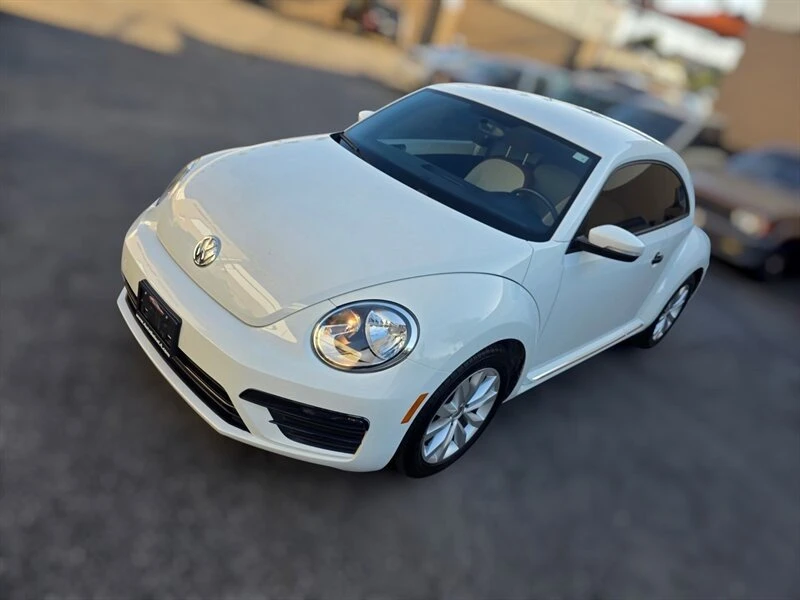 2017 Volkswagen A5 Beetle - Image 3 of 16