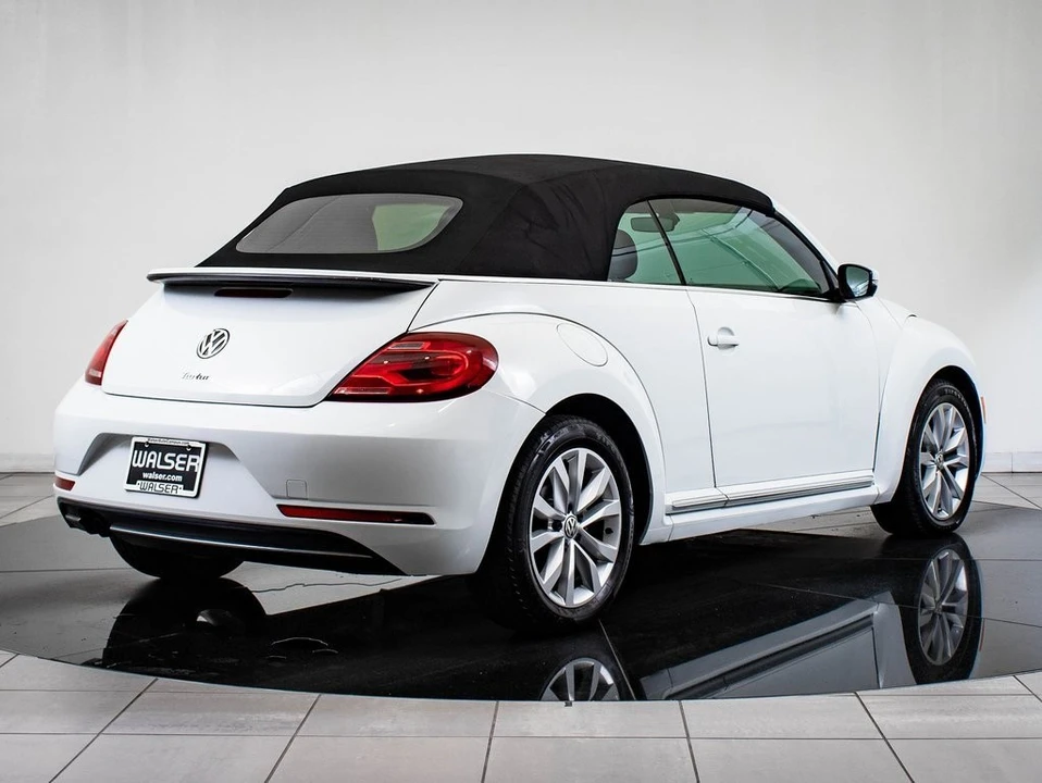 2017 Volkswagen A5 Beetle - Image 8 of 21