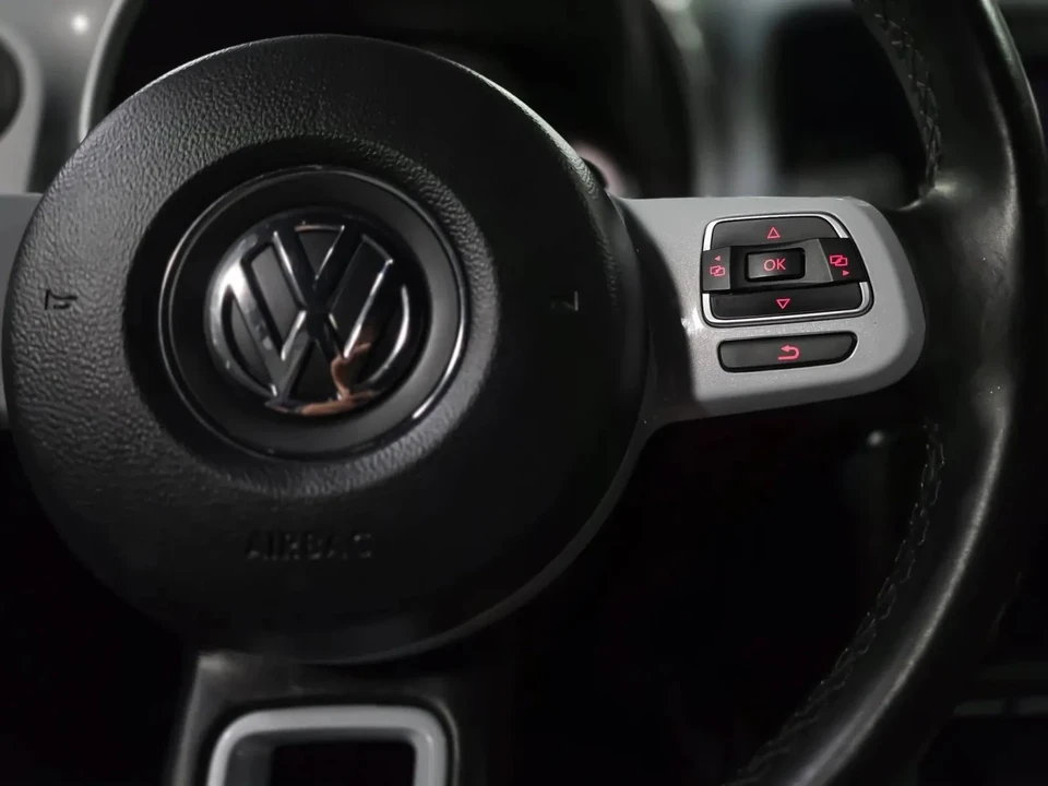 2017 Volkswagen A5 Beetle - Image 17 of 21