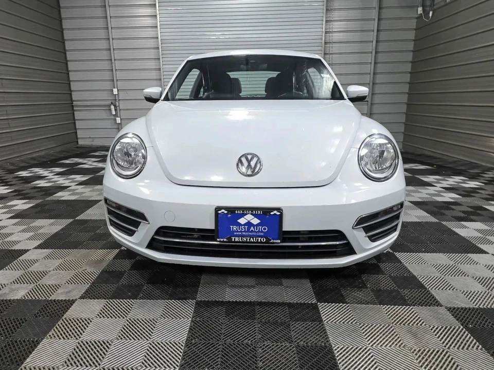 2017 Volkswagen A5 Beetle - Image 3 of 12