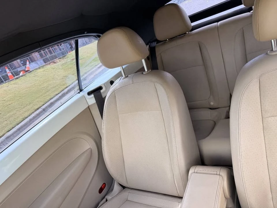 2017 Volkswagen A5 Beetle - Image 14 of 15