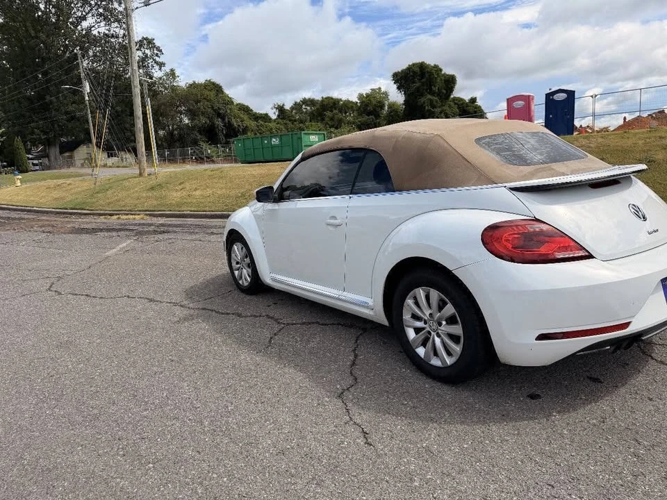 2017 Volkswagen A5 Beetle - Image 10 of 15