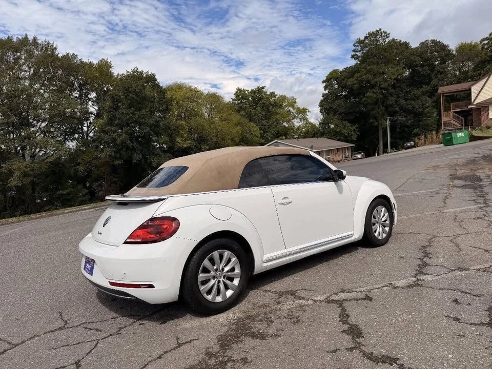 2017 Volkswagen A5 Beetle - Image 7 of 15