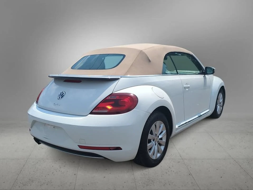 2017 Volkswagen A5 Beetle - Image 7 of 12