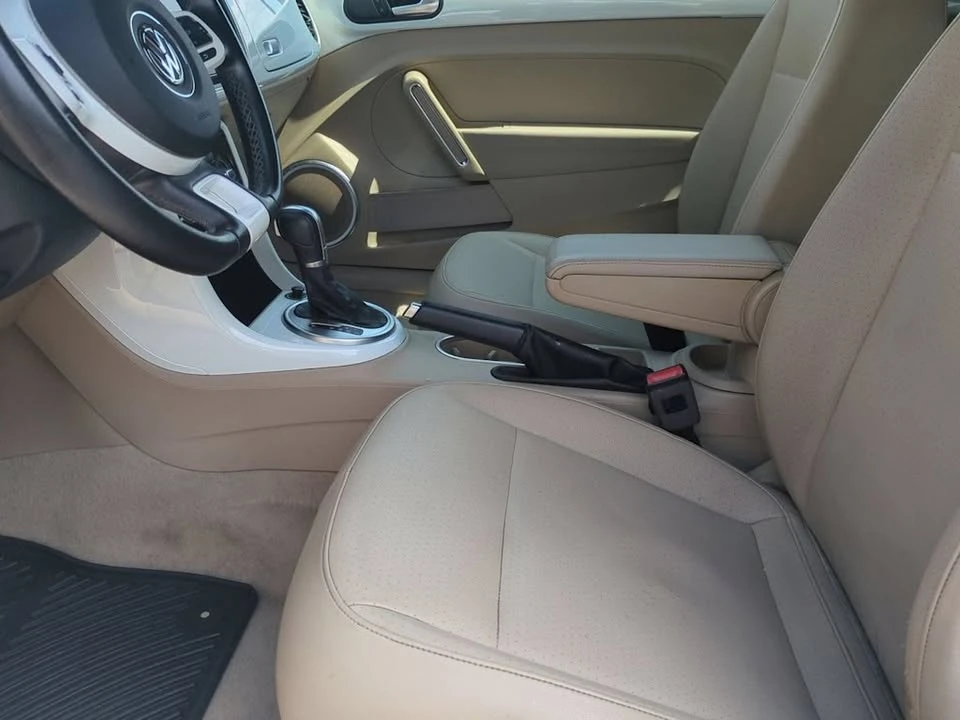 2017 Volkswagen A5 Beetle - Image 9 of 12