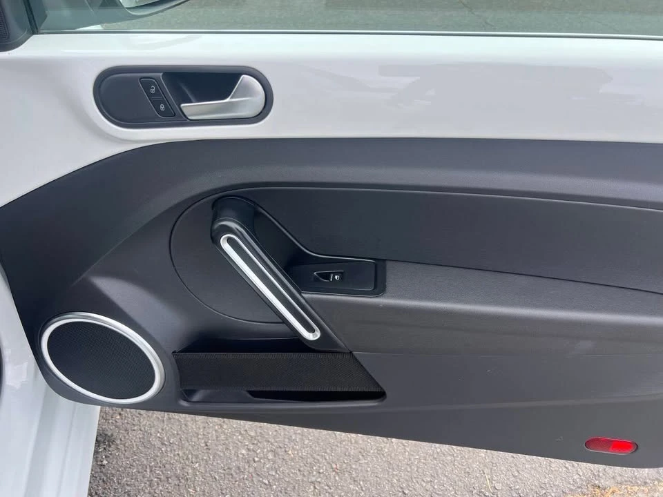 2017 Volkswagen A5 Beetle - Image 14 of 20