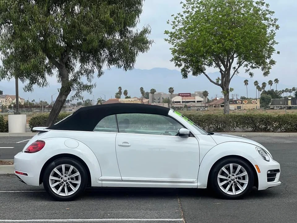2017 Volkswagen A5 Beetle - Image 3 of 20
