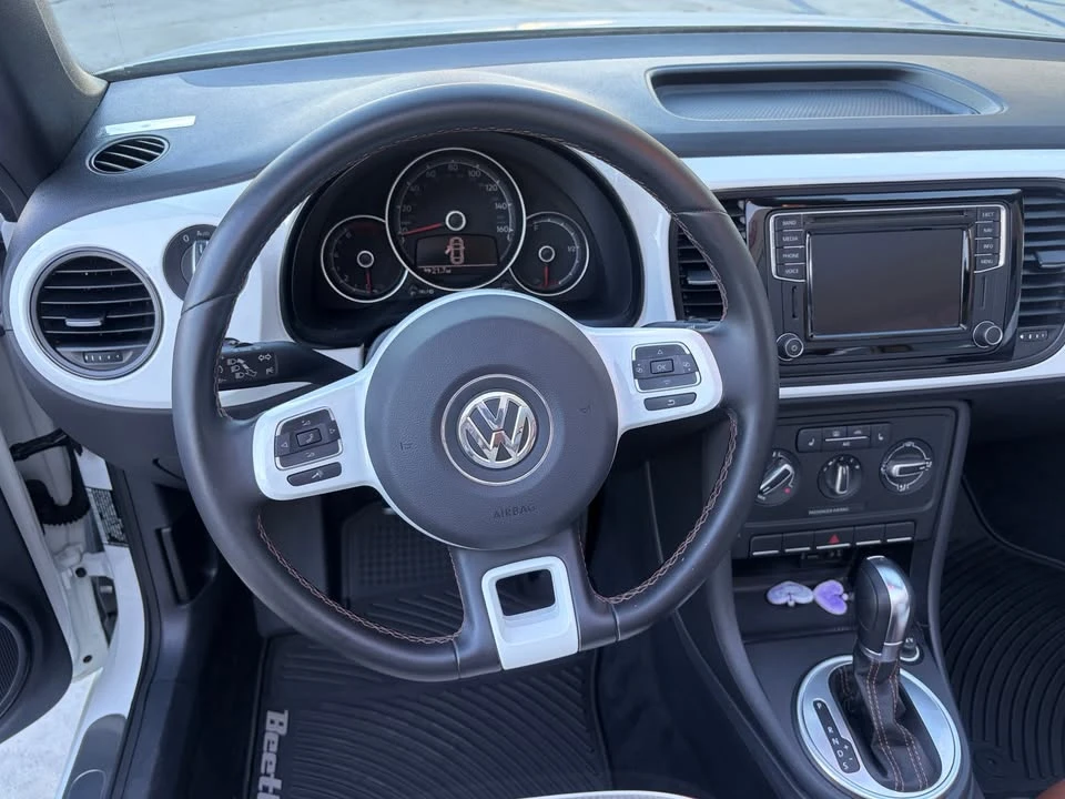 2017 Volkswagen A5 Beetle - Image 12 of 20