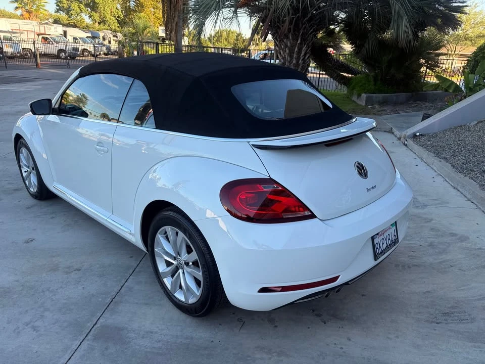 2017 Volkswagen A5 Beetle - Image 5 of 20