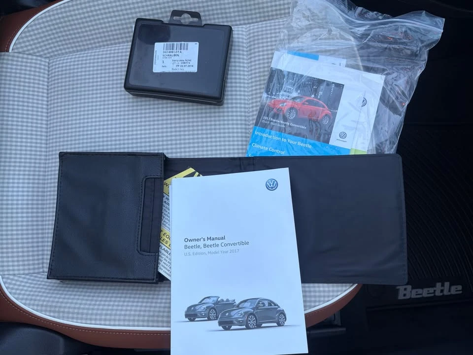 2017 Volkswagen A5 Beetle - Image 16 of 20
