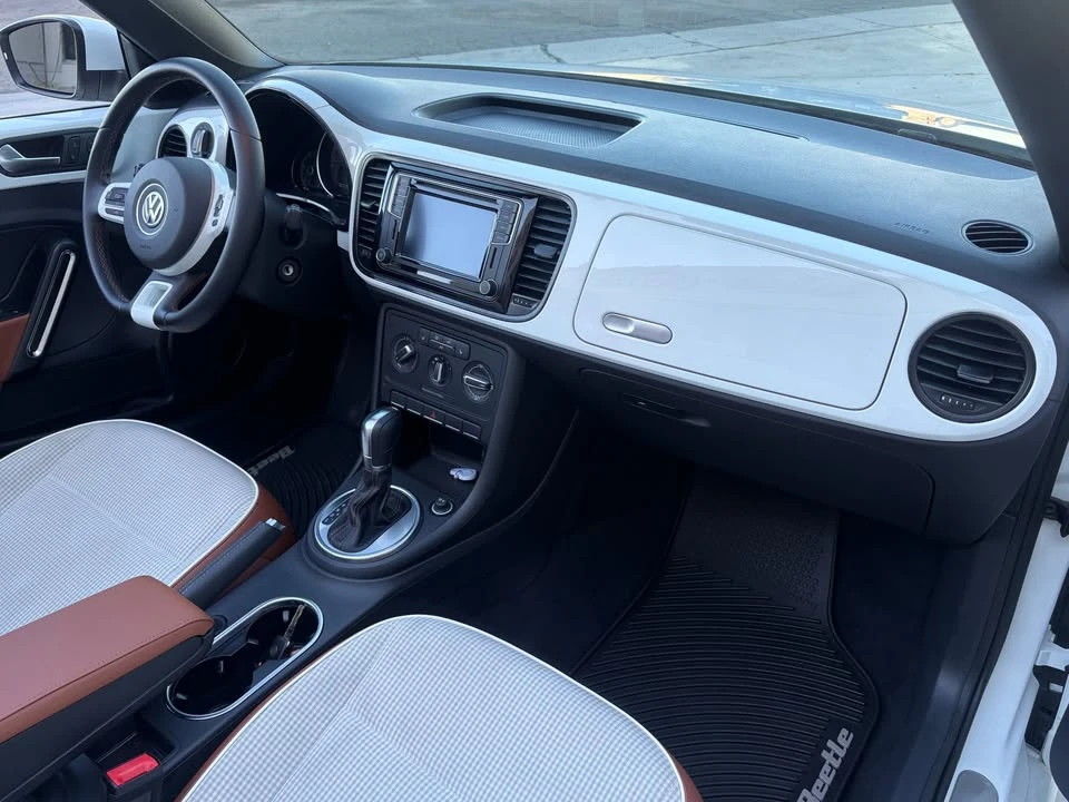 2017 Volkswagen A5 Beetle - Image 14 of 20