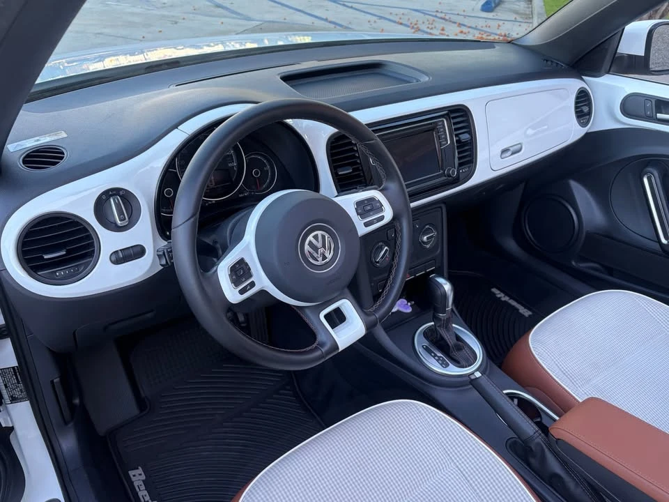 2017 Volkswagen A5 Beetle - Image 10 of 20