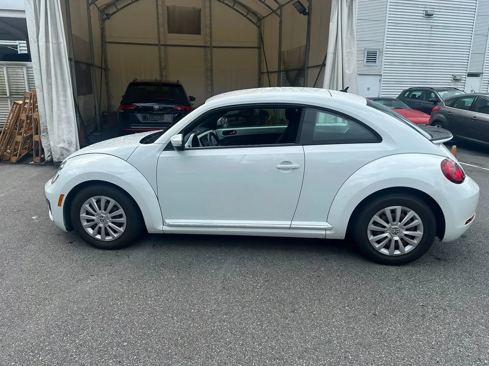 2017 Volkswagen A5 Beetle - Image 8 of 14