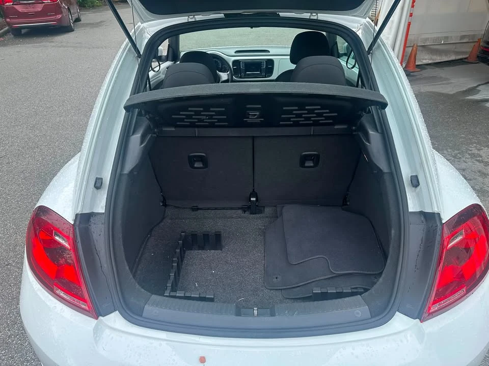 2017 Volkswagen A5 Beetle - Image 6 of 14