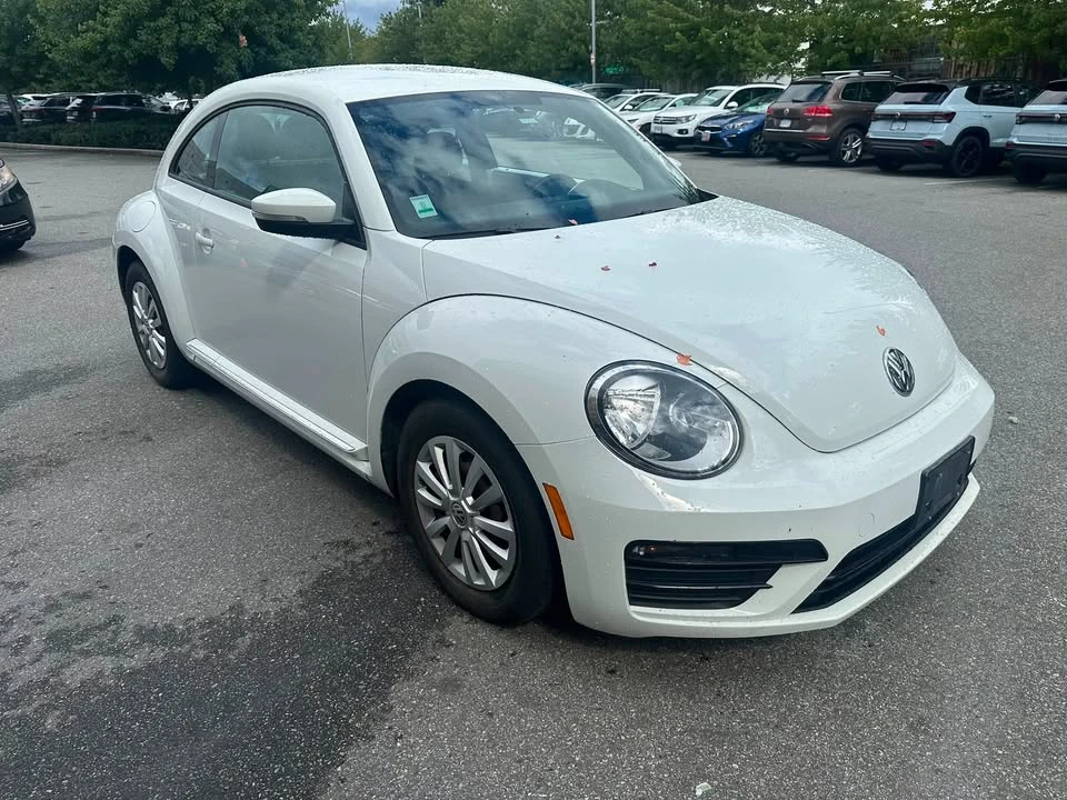 2017 Volkswagen A5 Beetle - Image 2 of 14