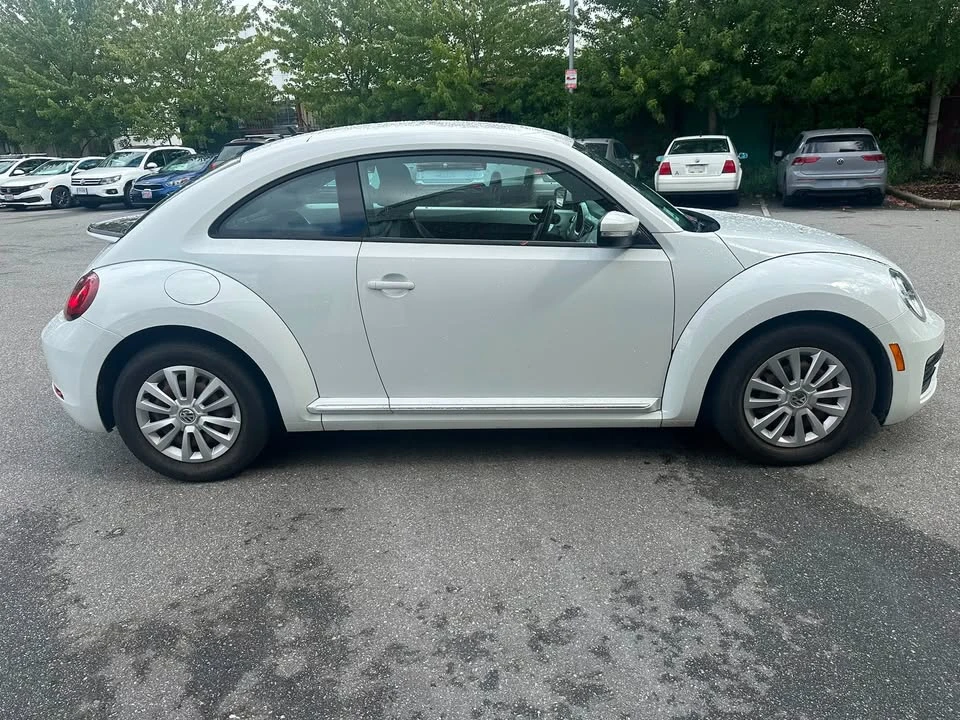 2017 Volkswagen A5 Beetle - Image 3 of 14