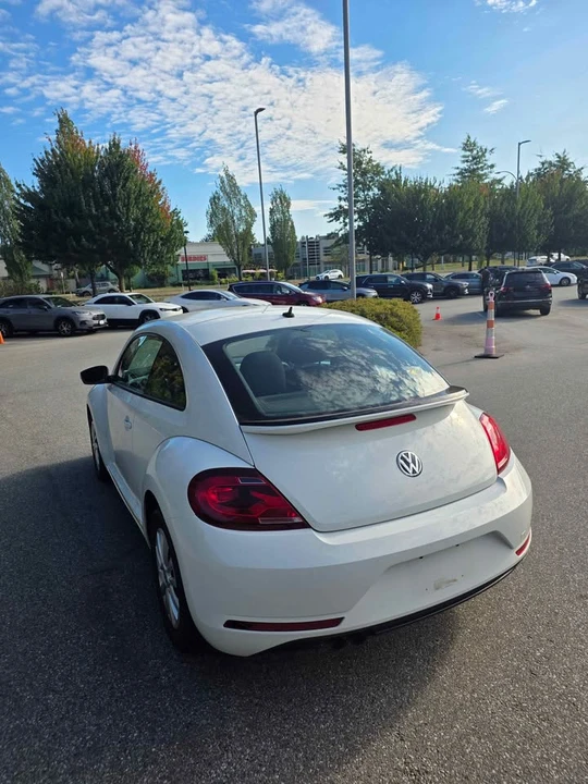 2017 Volkswagen A5 Beetle - Image 6 of 14