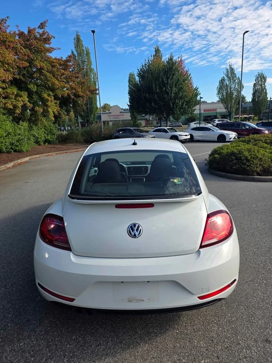 2017 Volkswagen A5 Beetle - Image 5 of 14
